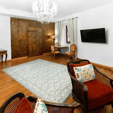 Apartament Medieval Juliette Montreux