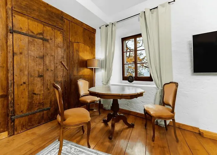 Medieval Juliette 蒙特勒